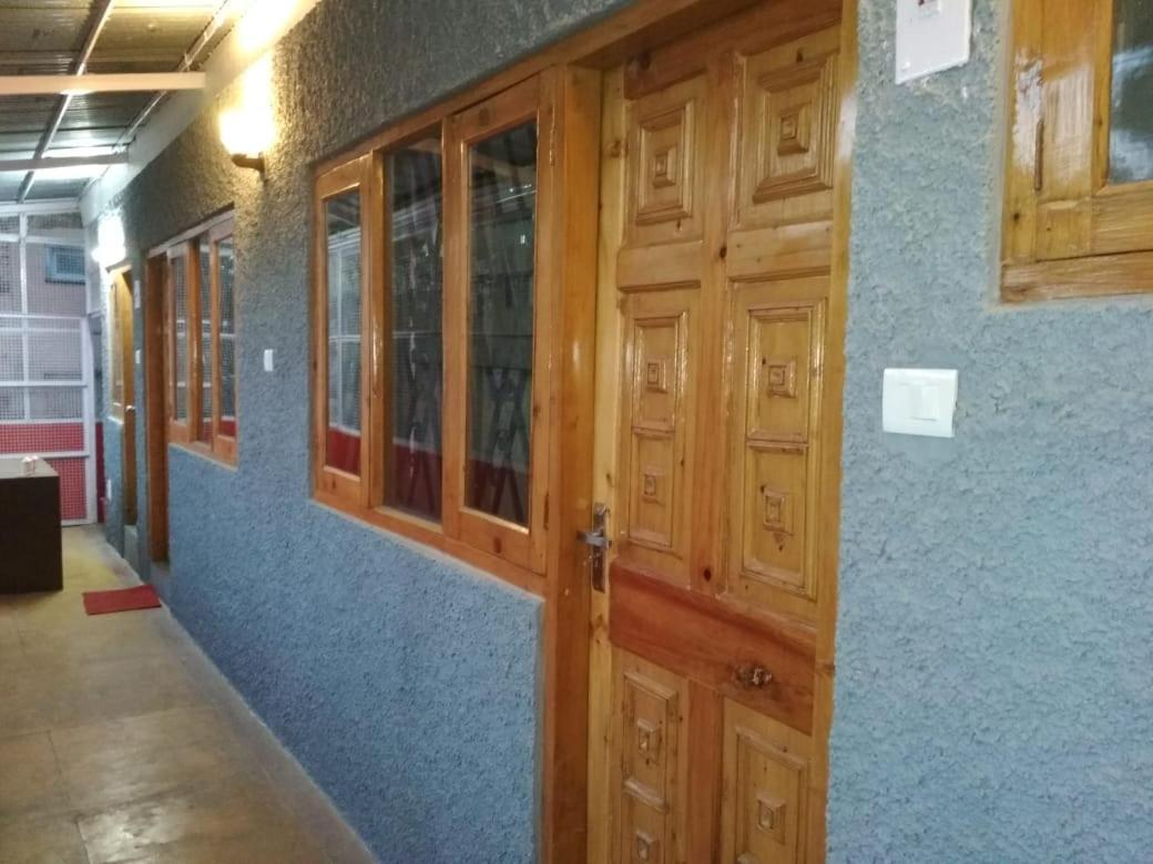 Villa Rohit Den Shimla Exterior foto